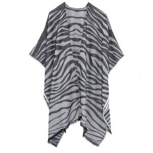 NWT White House, black market Ruana